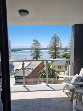 Apartment at The Entrance, Central Coast